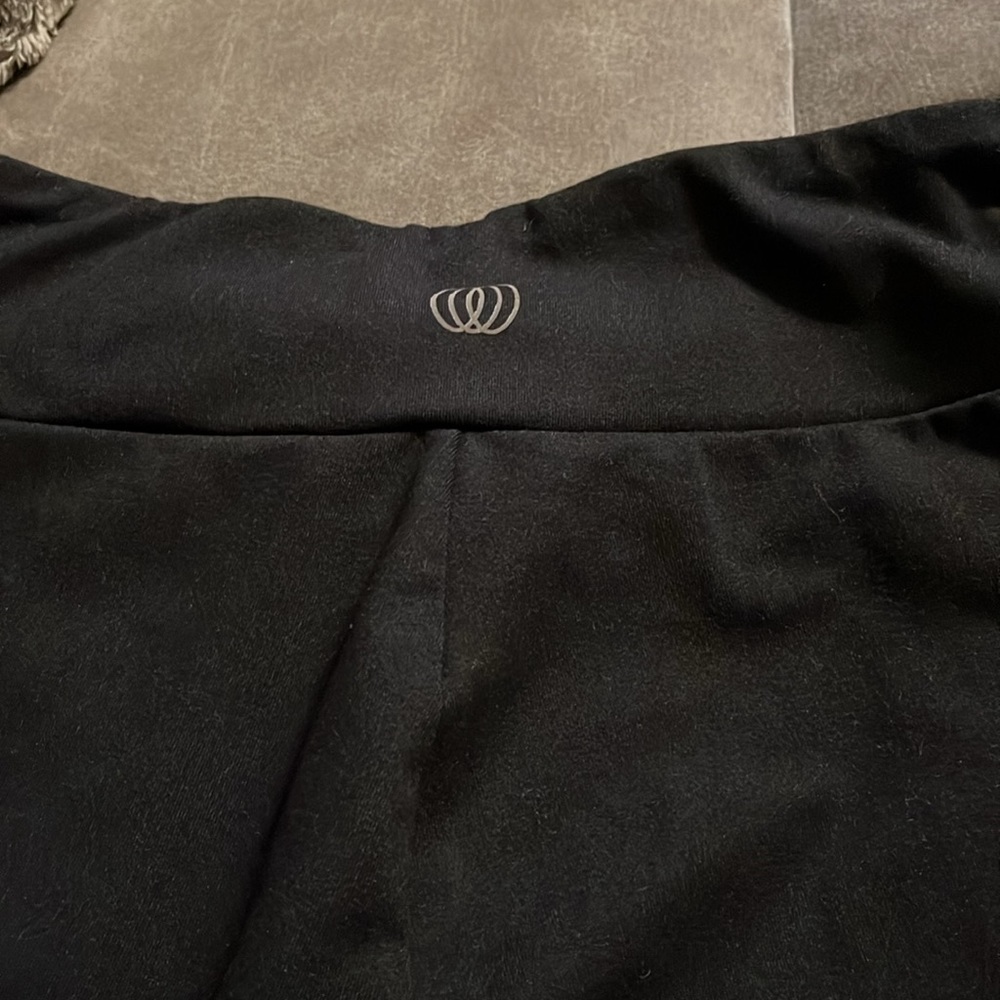 Capris - Picture 4 of 6